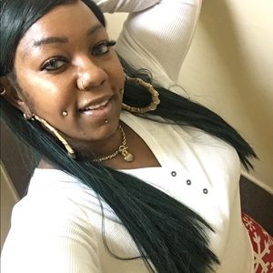 Meet your Posher, Lorena